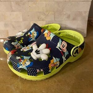 Disney Kids Slippers - Navy and Lime